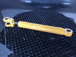 Liebherr Hubzylinder